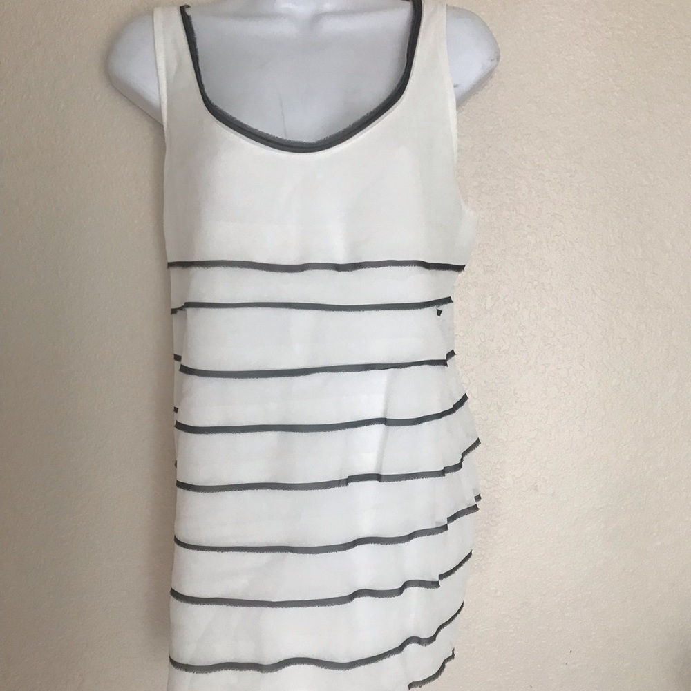 Ann Taylor Loft Ruffle Sleeveless Top Size M